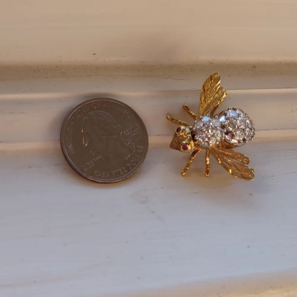 Diamond Bee pin brooch Ruby eyes, 18k yellow gold, Herbert Rosenthal Natural